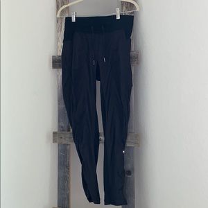 LULULEMON - Dance Studio Joggers (unlined)